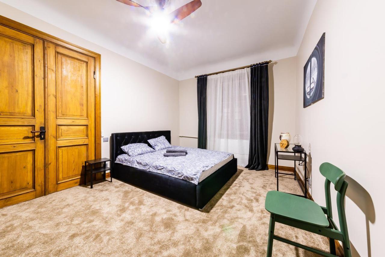 Gourmet Storie'S Ap 68Sqm Renovated Free Parking Apartment Riga Ngoại thất bức ảnh