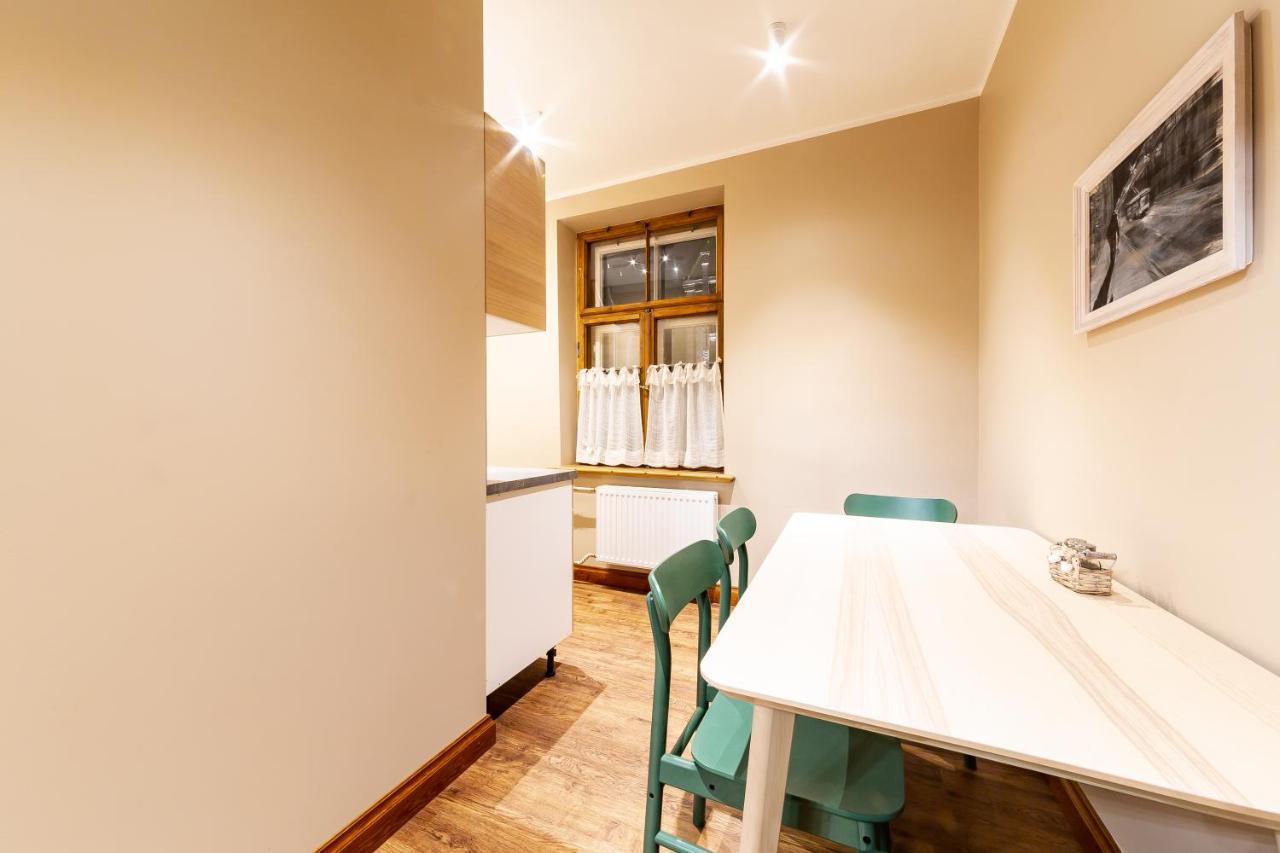Gourmet Storie'S Ap 68Sqm Renovated Free Parking Apartment Riga Ngoại thất bức ảnh